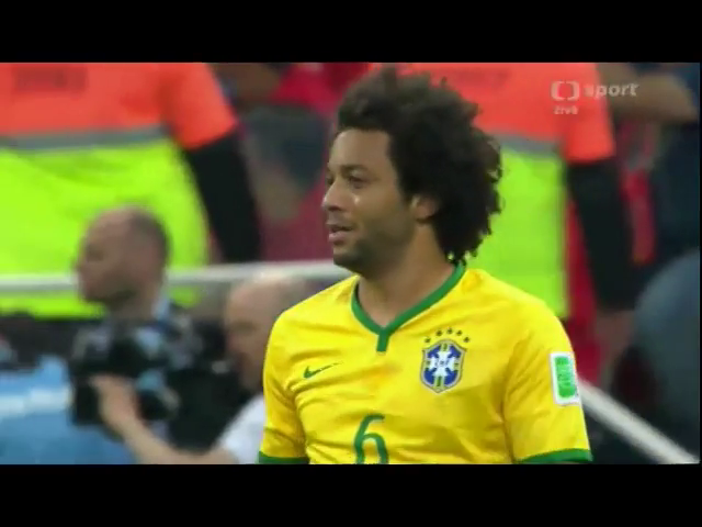 Brazil 3-1 Croatia - Golo de Marcelo (11min)