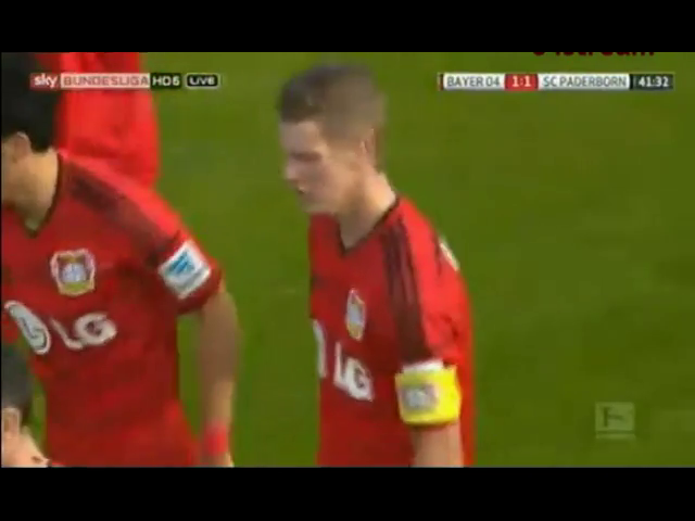 Bayer Leverkusen 2-2 Paderborn - Golo de L. Bender (42min)