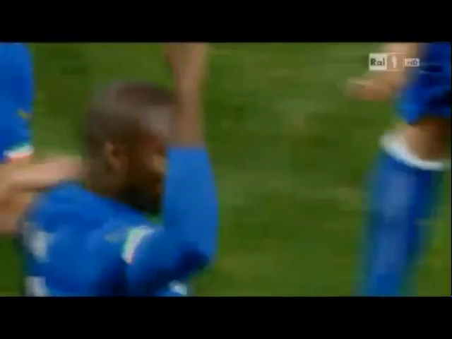 Italy 1-0 Albania - Golo de S. Okaka (82min)