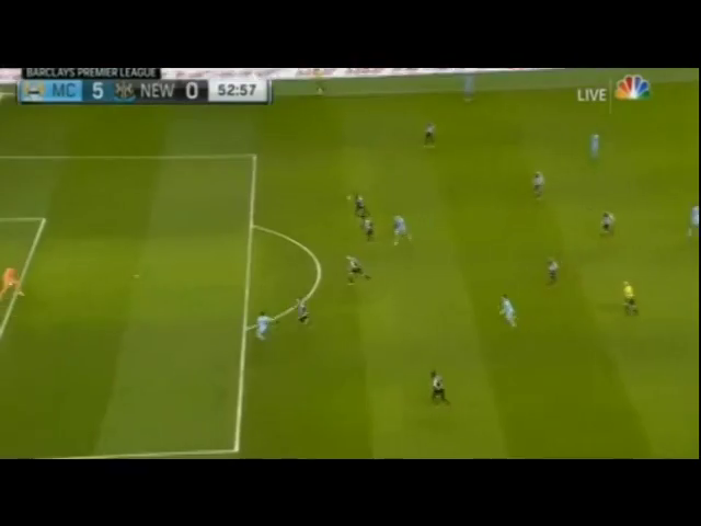 Manchester City 5-0 Newcastle United - Golo de David Silva (53min)