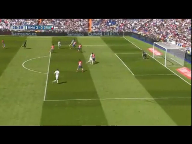 Real Madrid 9-1 Granada - Golo de Cristiano Ronaldo (36min)