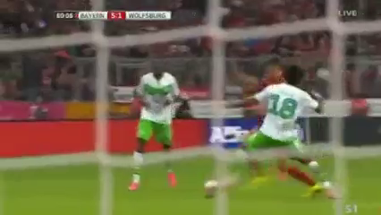 Bayern München 5-1 Wolfsburg - Goal by R. Lewandowski (60')