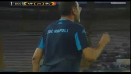 Napoli 5-0 Club Brugge - Golo de D. Mertens (19min)