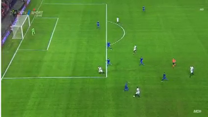 Sevilla 4-0 Dinamo Zagreb - Goal by L. Vietto (31')