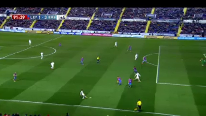 Levante 1-3 Real Madrid - Gól de Deyverson (39min)