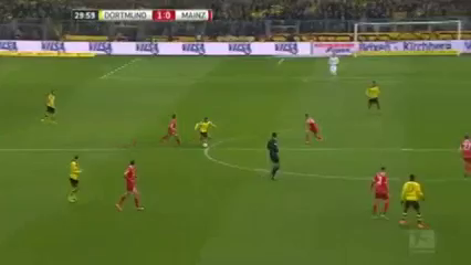 Dortmund 2-0 Mainz 05 - Gól de M. Reus (30min)