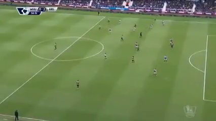 West Ham vs Arsenal - Goal by A. Sánchez (35')