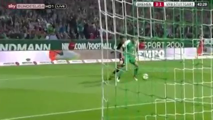 Werder Bremen 6-2 Stuttgart - Golo de L. Öztunali (42min)