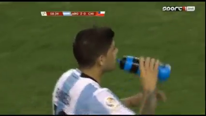 Argentina 2-1 Chile - Golo de É. Banega (59min)