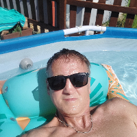 VARRÓ TAMÁS