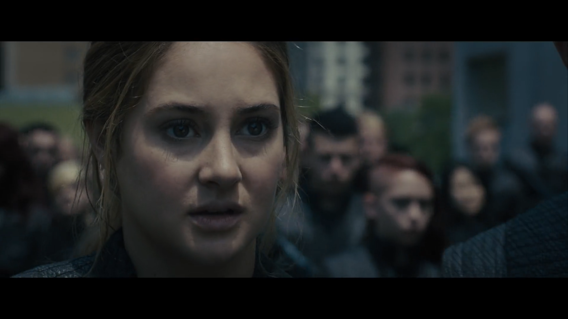 a-beavatott-divergent-2014-videa